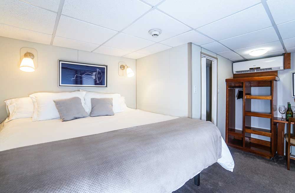 Nautilus Explorer Rosario Suite