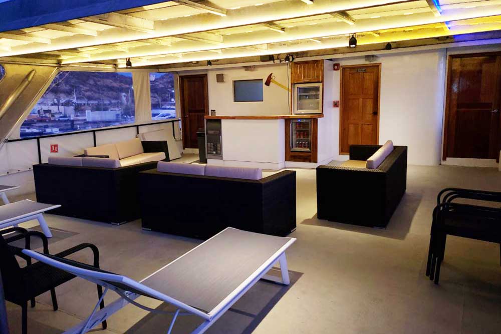 Undersea Sundeck