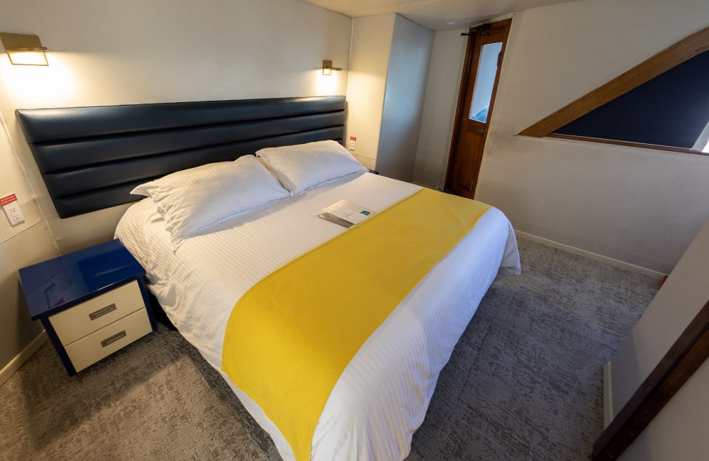 Gallant Lady Premium suite
